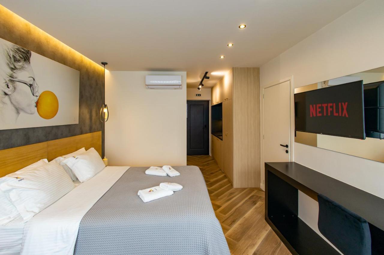 Triple A - 3 Squares - Free Parking! Leilighet Athen Eksteriør bilde