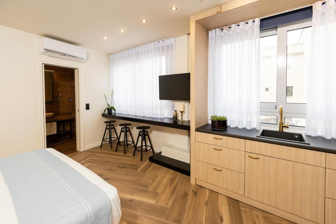 Triple A - 3 Squares - Free Parking! Leilighet Athen Eksteriør bilde