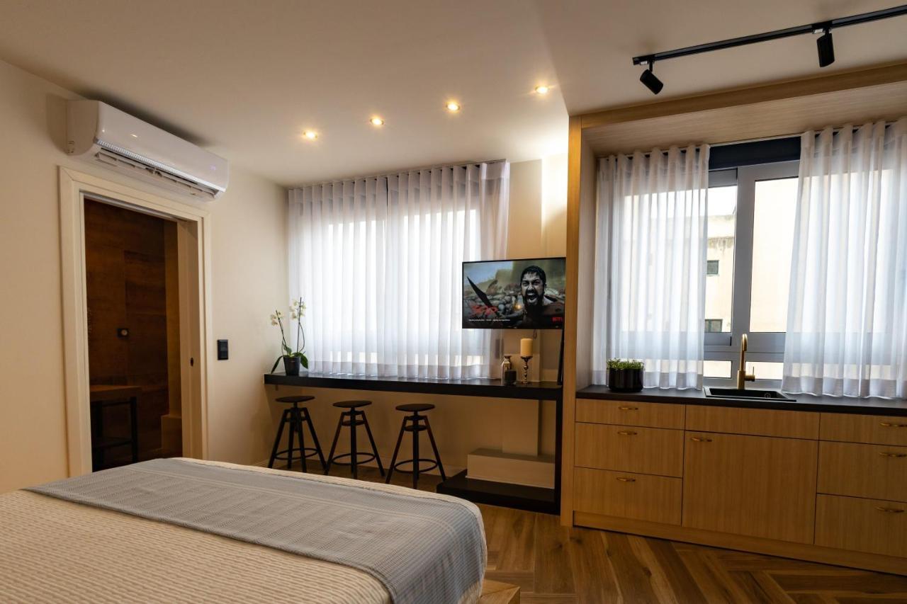 Triple A - 3 Squares - Free Parking! Leilighet Athen Eksteriør bilde